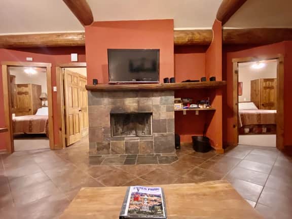 Bears Den #2- Cozy Mountain Duplex, Views + Wildlife & Hot Tub - SALE! - Image 3