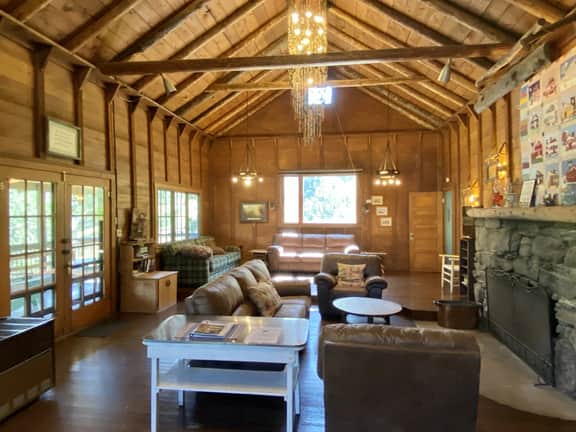 Mountain Hall: Unique Historic Cabin w/Large Deck - Image 4
