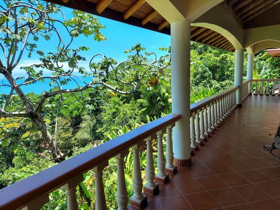 WaveSong: Mountainside Villa with Ocean views & Pool - Image 3